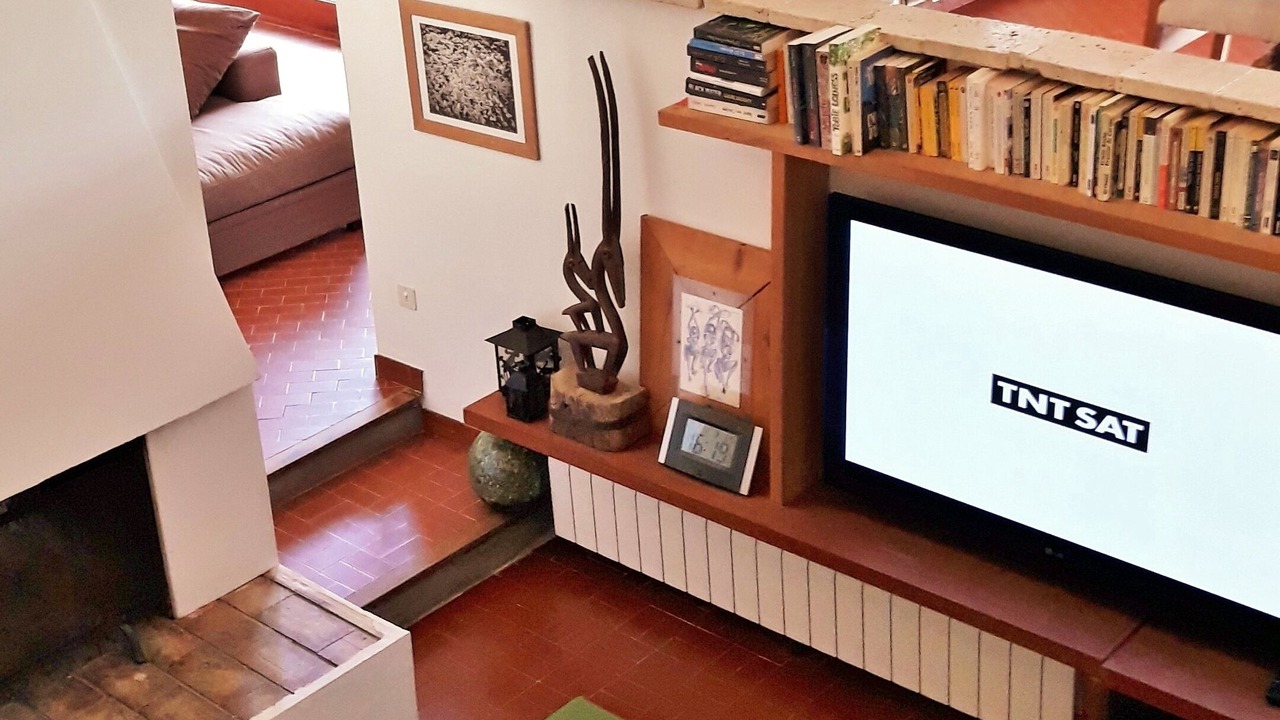 Photo of Livingroom in Entrecasteaux