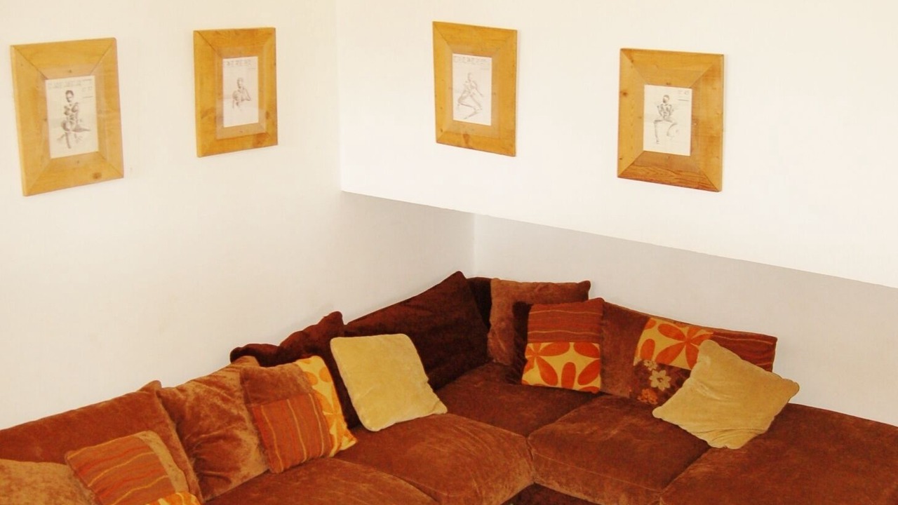 Photo of Livingroom in Entrecasteaux