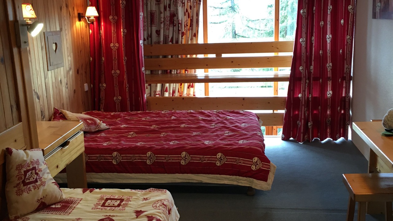 Photo of Bedroom in Arc-1800