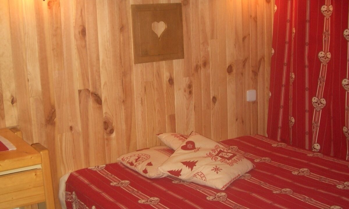 Photo of Bedroom in Arc-1800