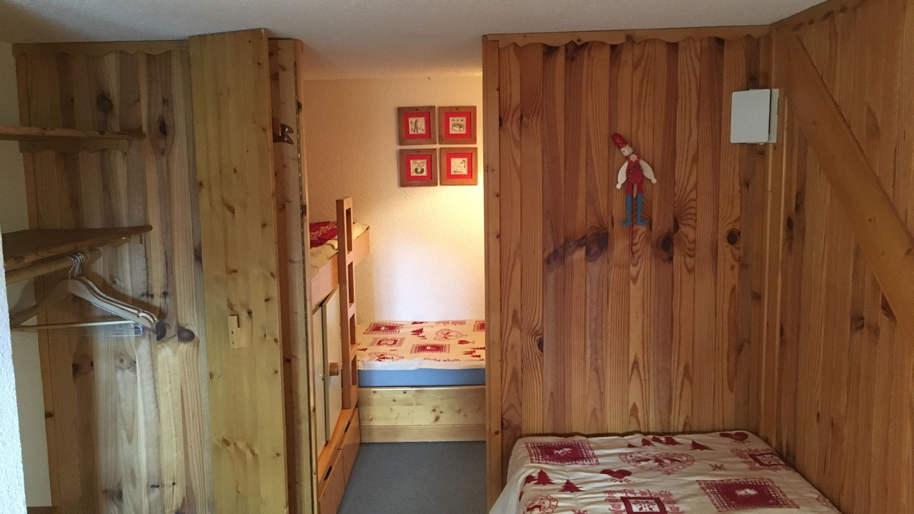 Photo of Bedroom in Arc-1800