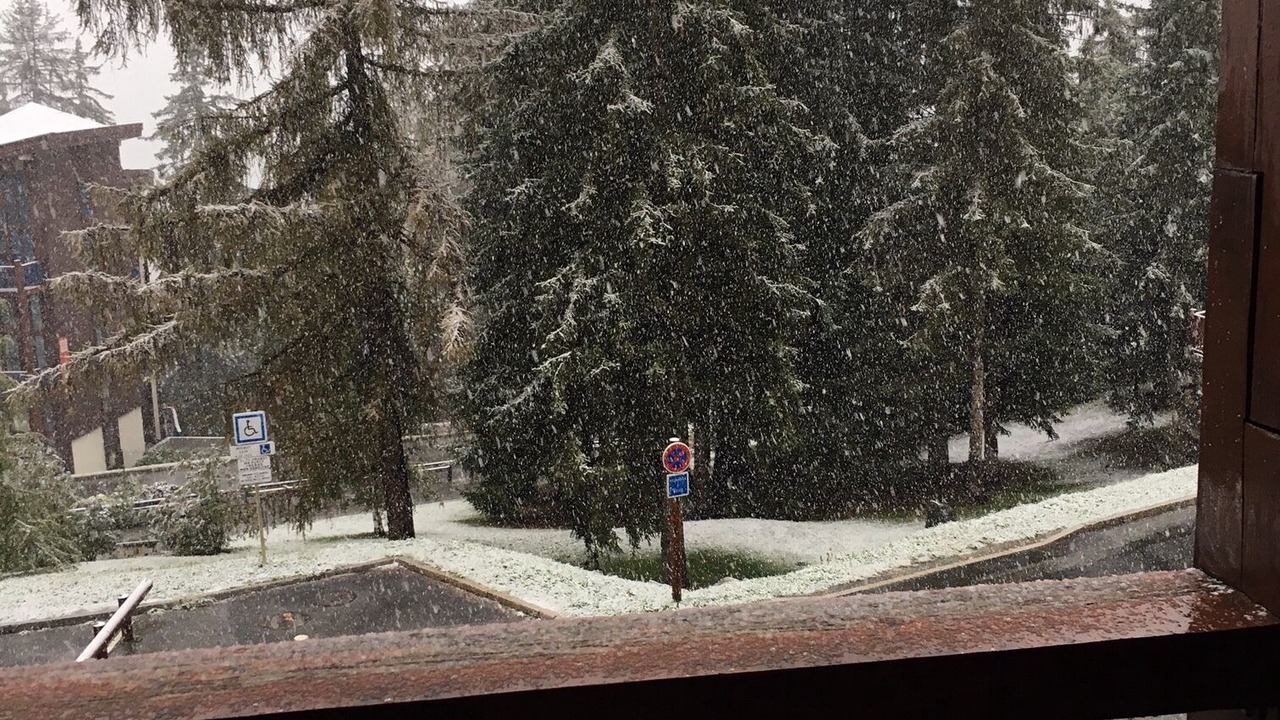 Photo of Outdoor in Arc-1800