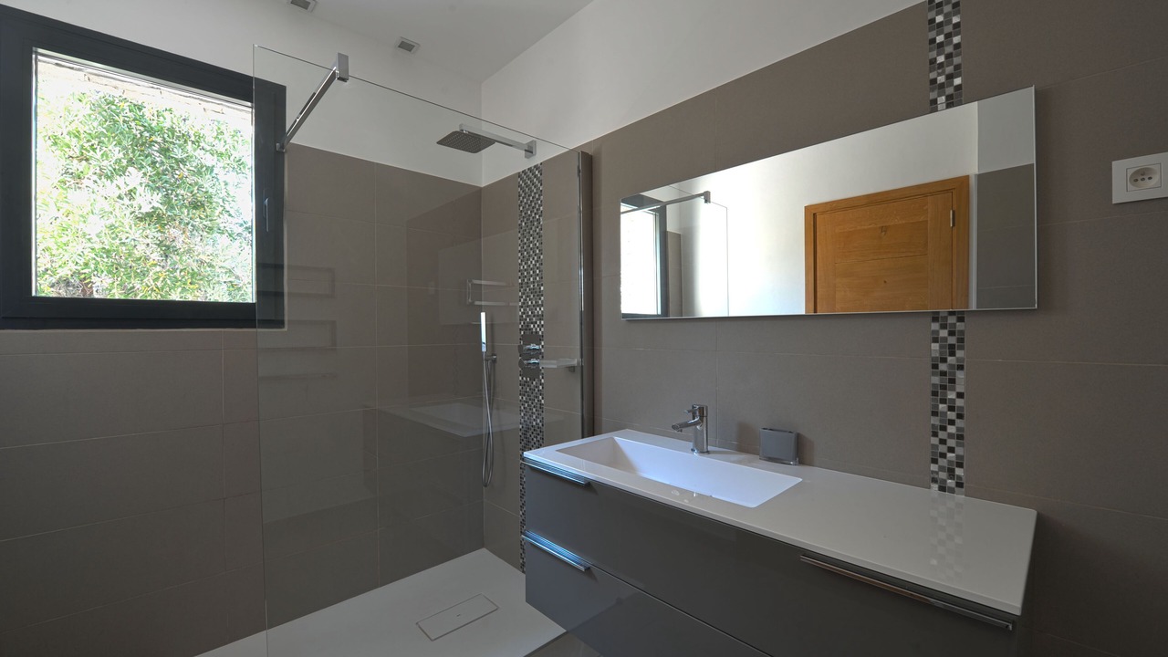 Photo of Bathroom in Hameau de Palombaggia