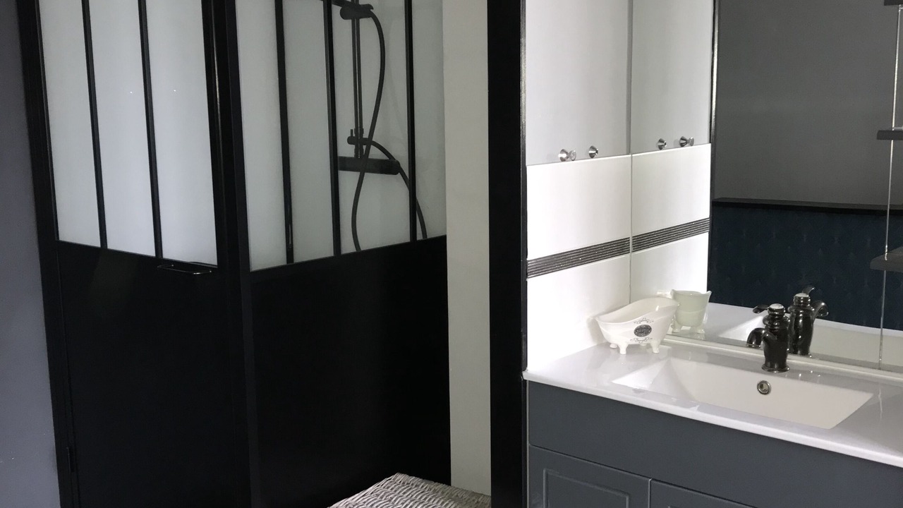 Photo of Bathroom in Port-en-Bessin-Huppain