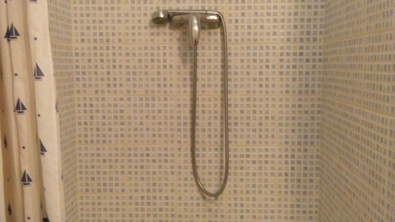 Photo of Bathroom in Nimes City Centre