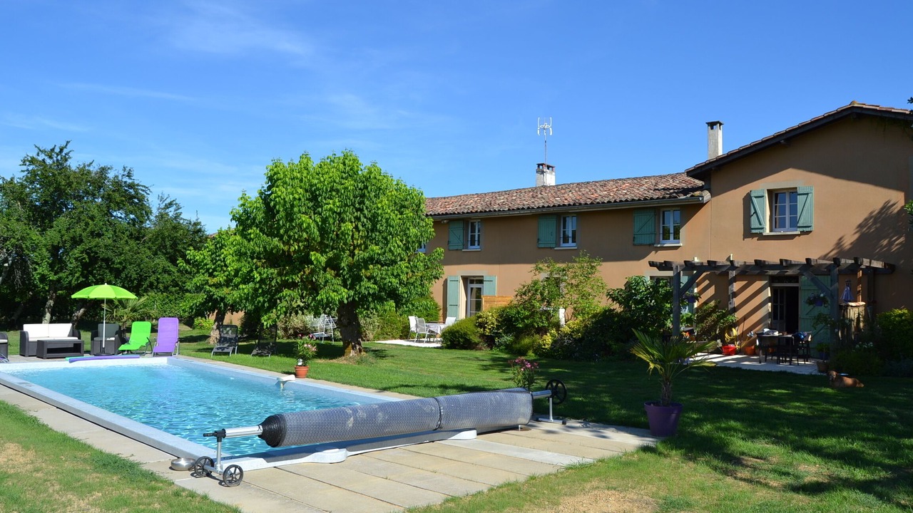 Photo of Outdoor in Sainte-Foy-la-Longue