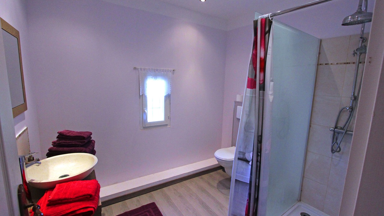Photo of Bathroom in Argens-Minervois