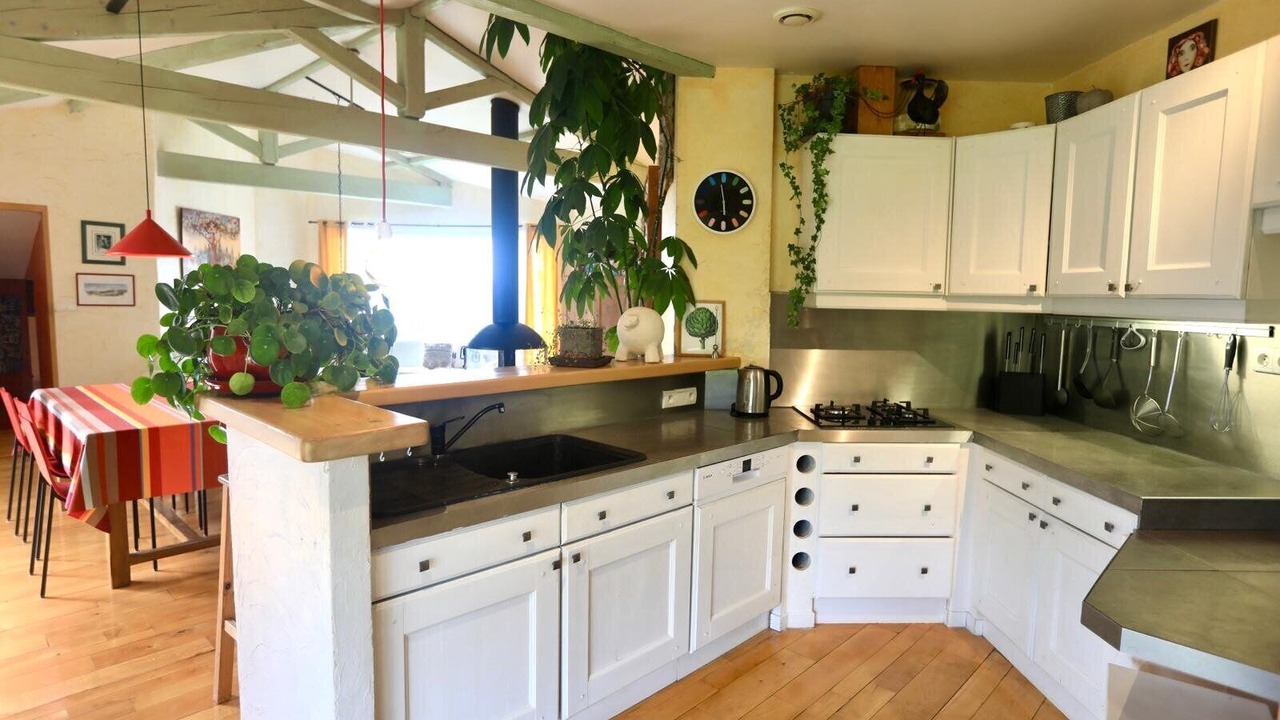 Photo of Kitchen in Roumengoux