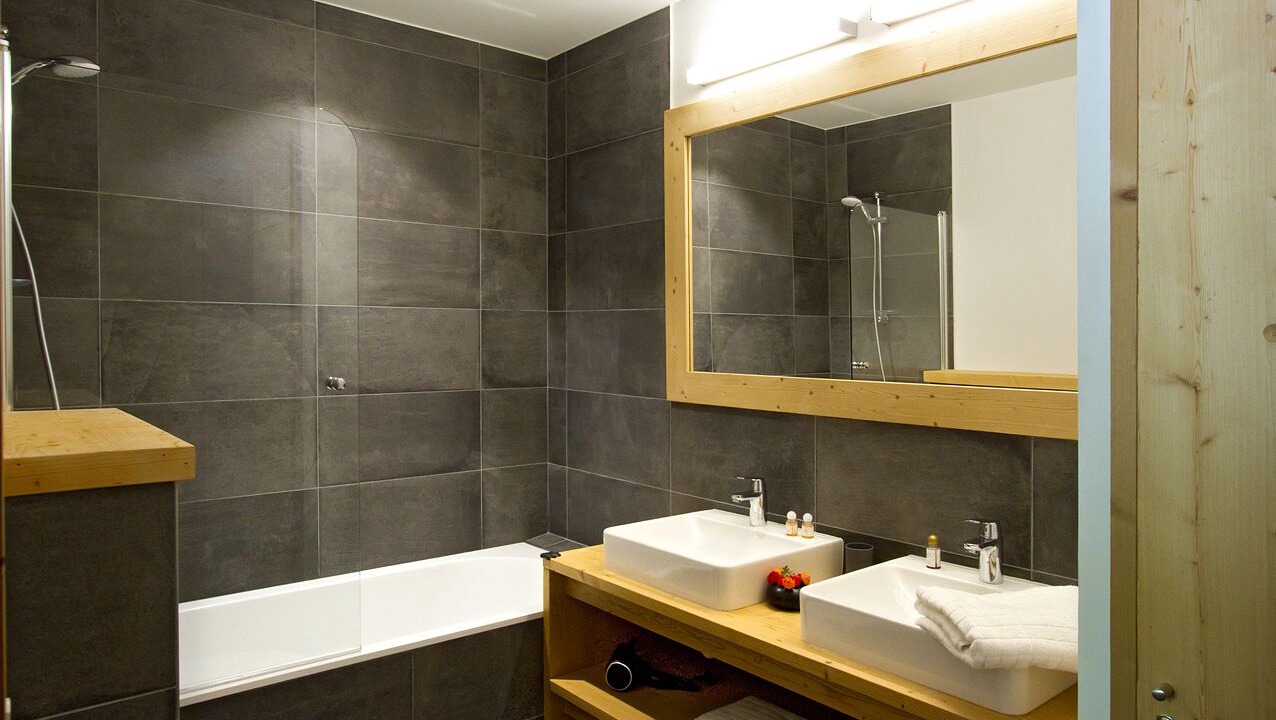 Photo of Bathroom in Les Deux Alpes