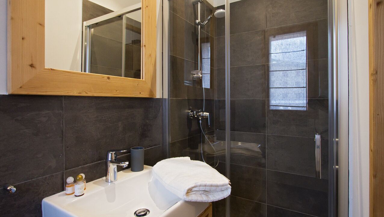 Photo of Bathroom in Les Deux Alpes