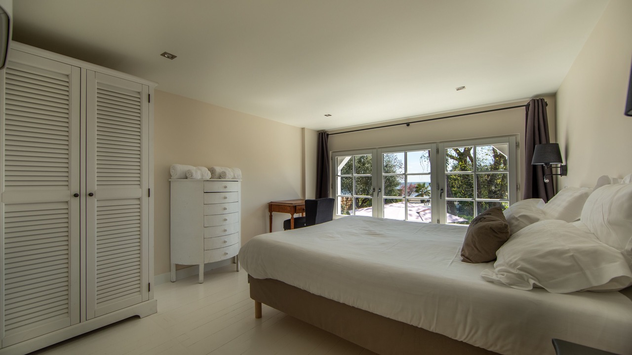 Photo of Bedroom in Claouey