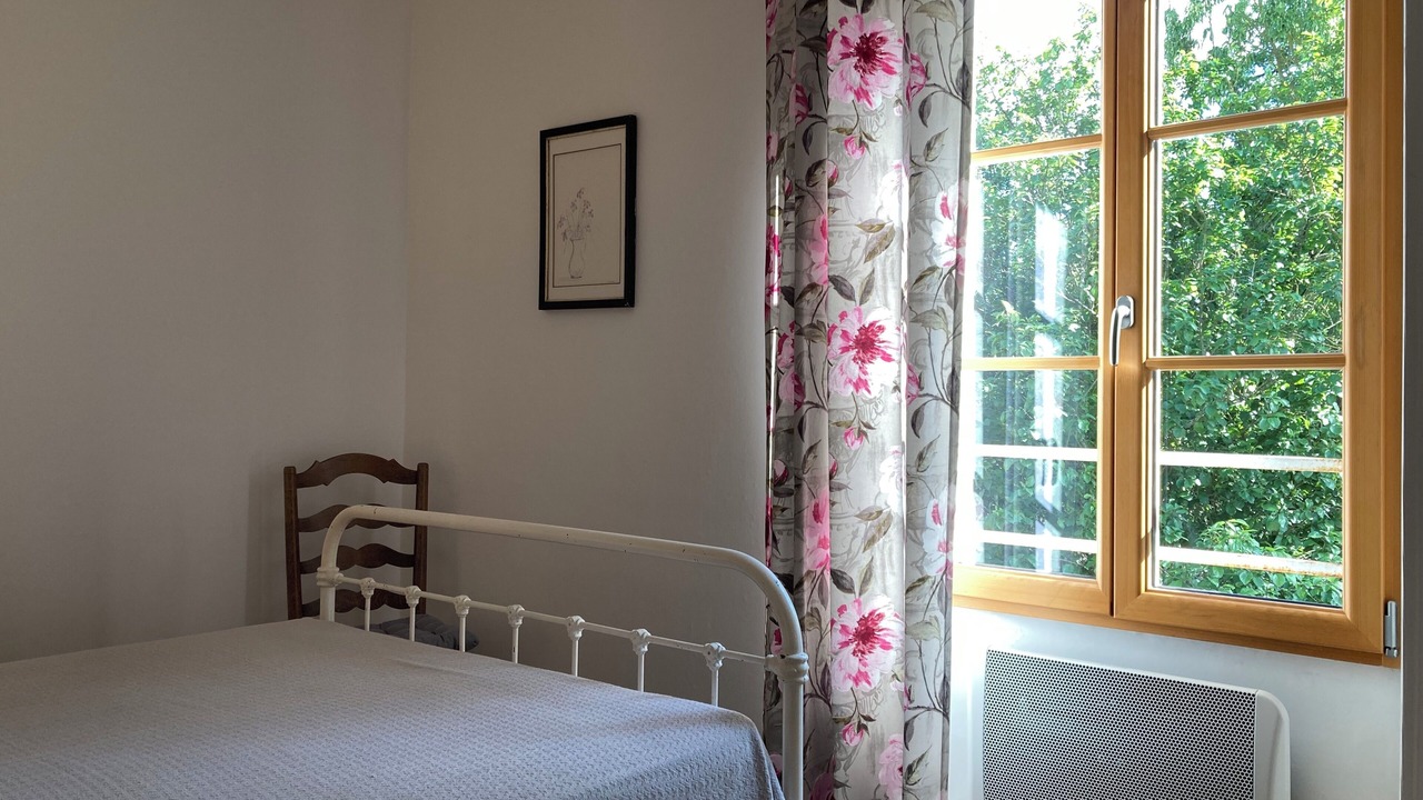 Photo of Bedroom in Damvix