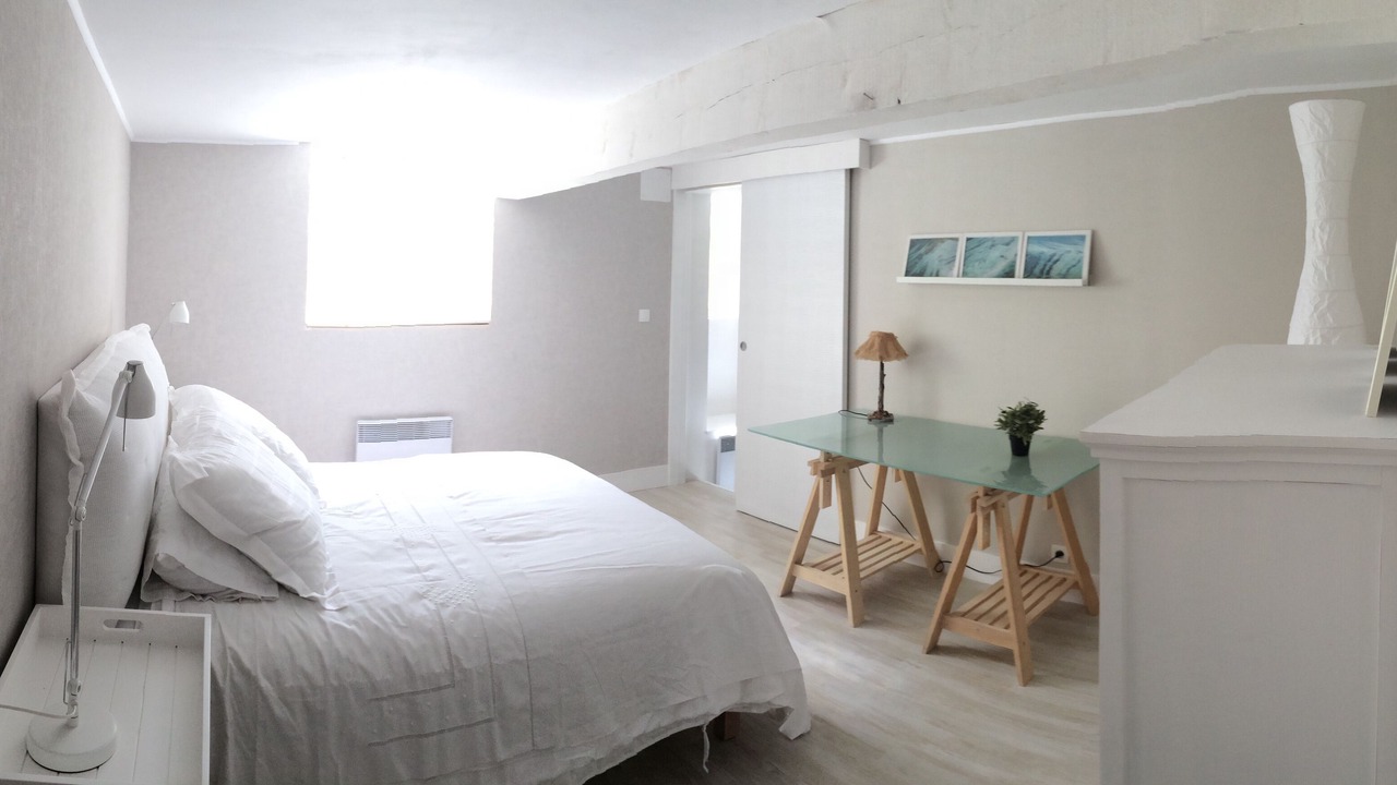Photo of Bedroom in Haux