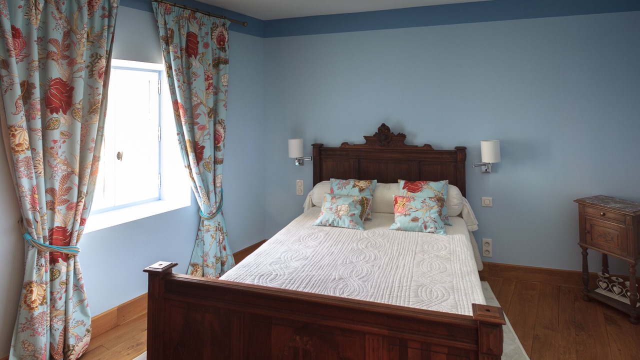 Photo of Bedroom in Eyragues