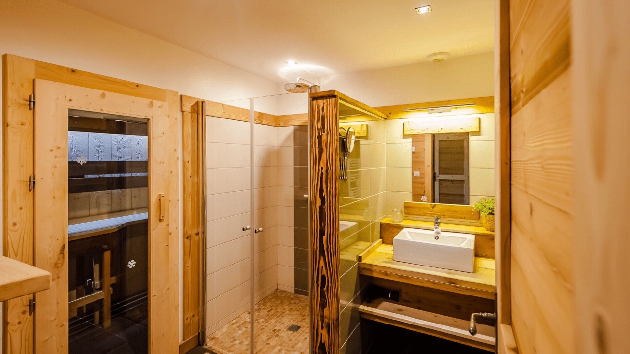 Photo of Bathroom in Ventron