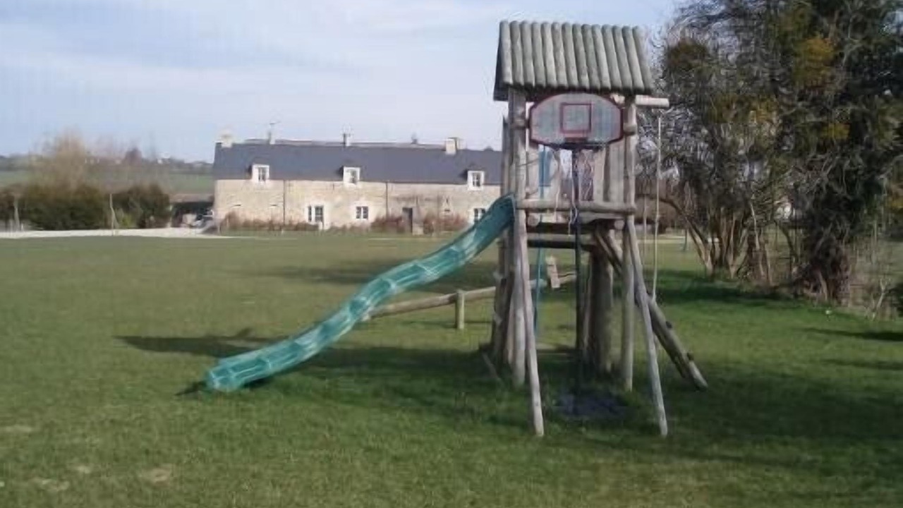Photo of Others in Crouay