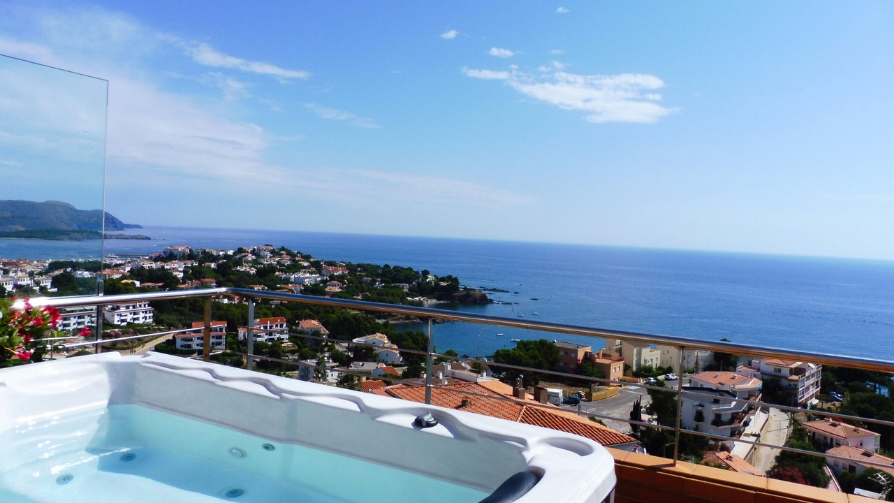 Photo of Outdoor in Llanca
