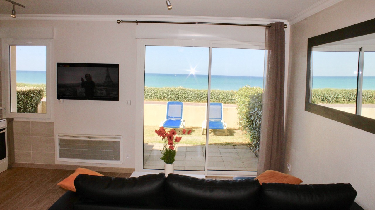 Photo of Livingroom in Saint-Jean-de-la-Riviere
