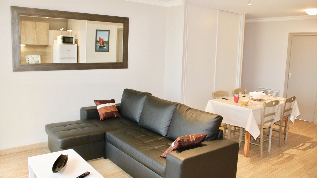 Photo of Livingroom in Saint-Jean-de-la-Riviere