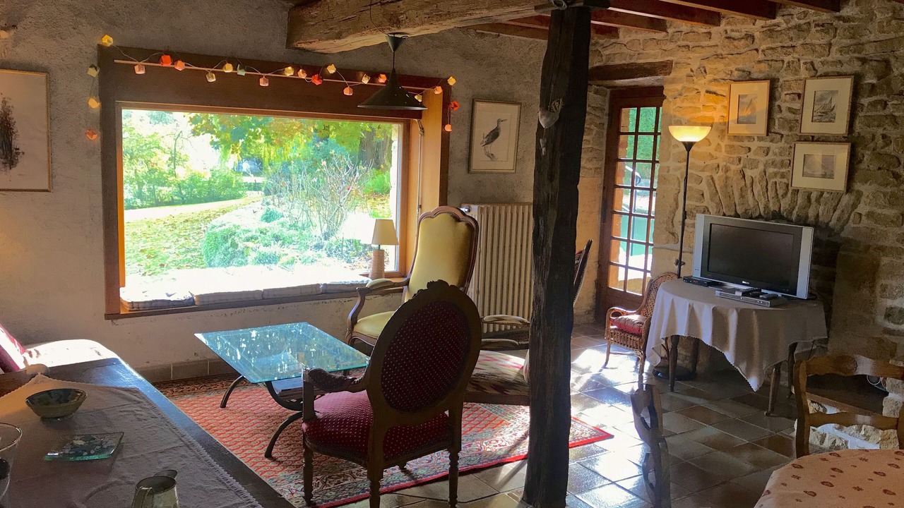 Photo of Livingroom in Thury