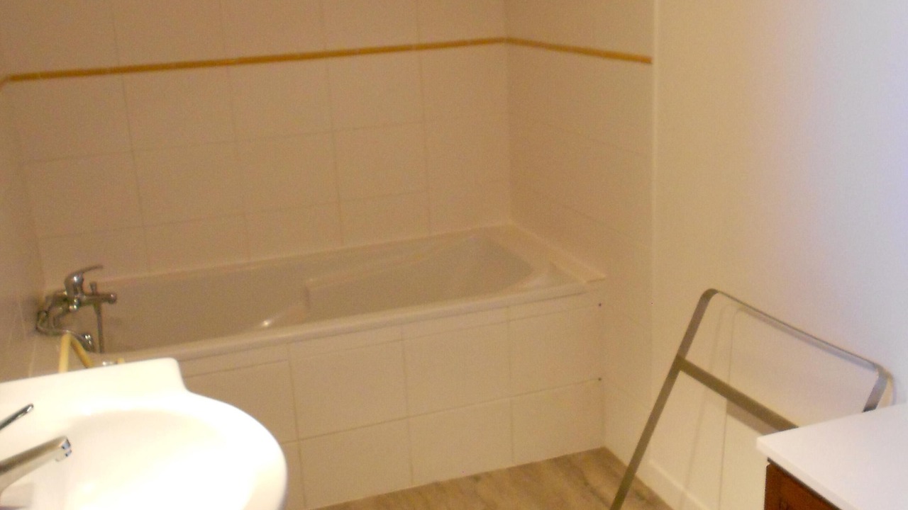 Photo of Bathroom in Saint-Alban-sur-Limagnole