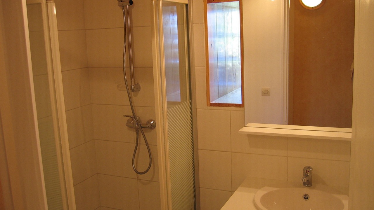 Photo of Bathroom in Saint-Alban-sur-Limagnole