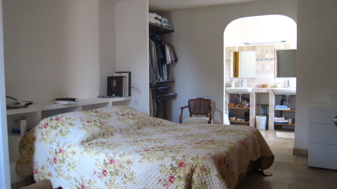 Photo of Bedroom in Pelissanne