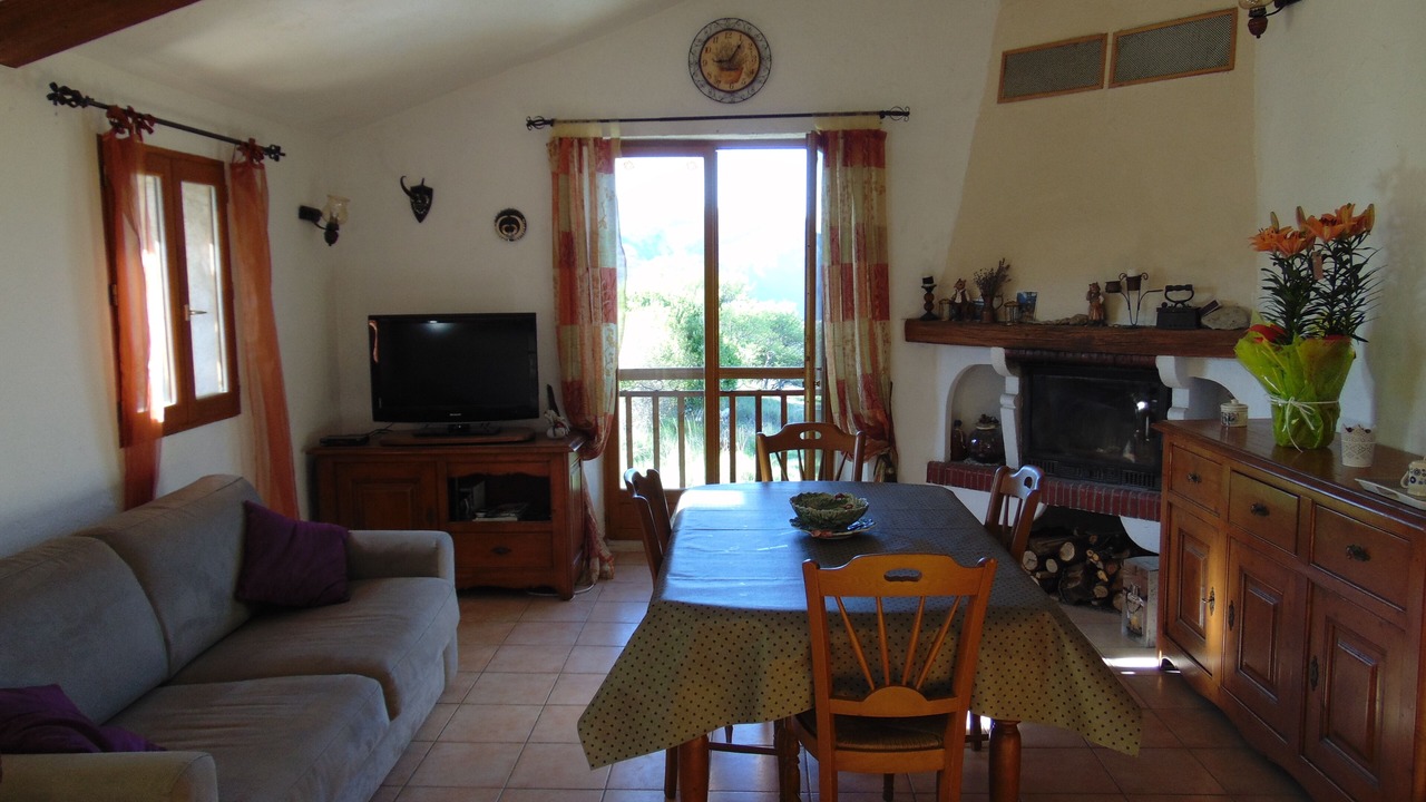 Photo of Livingroom in Rougon