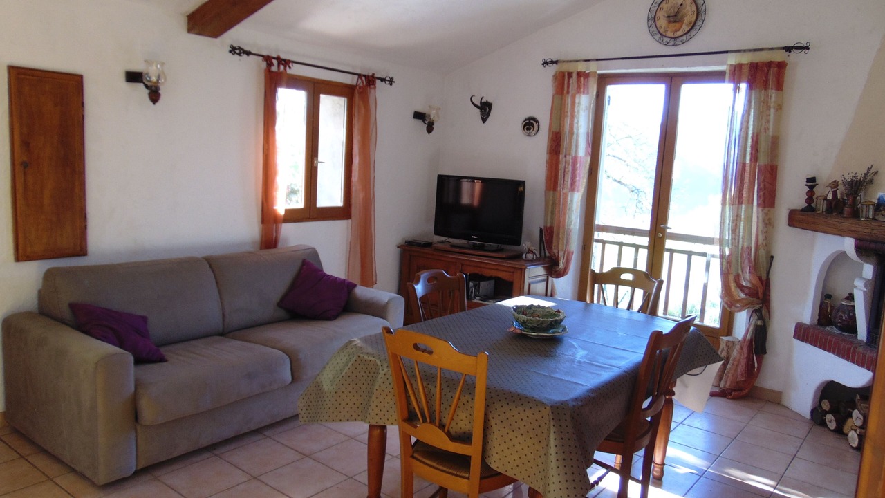 Photo of Livingroom in Rougon