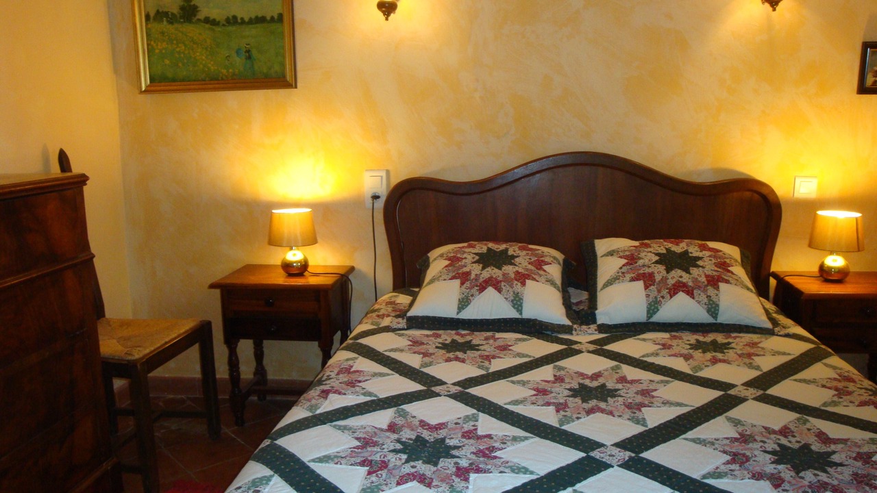 Photo of Bedroom in Fox-Amphoux