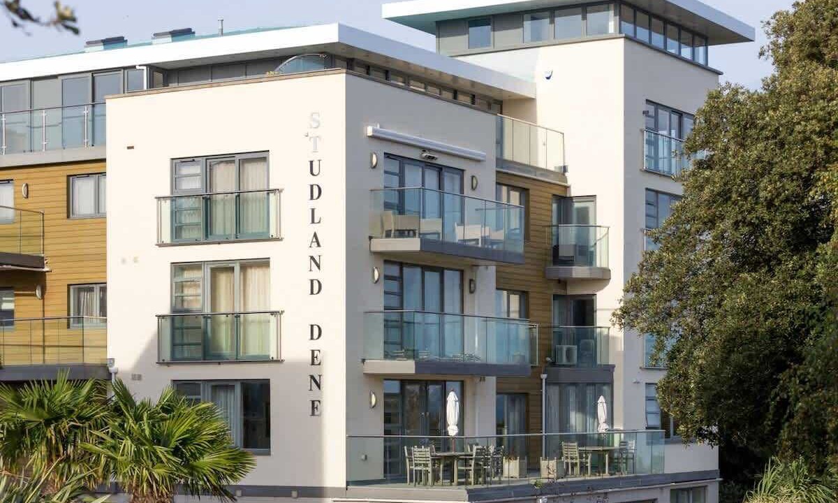 Photo of Outdoor in Westbourne