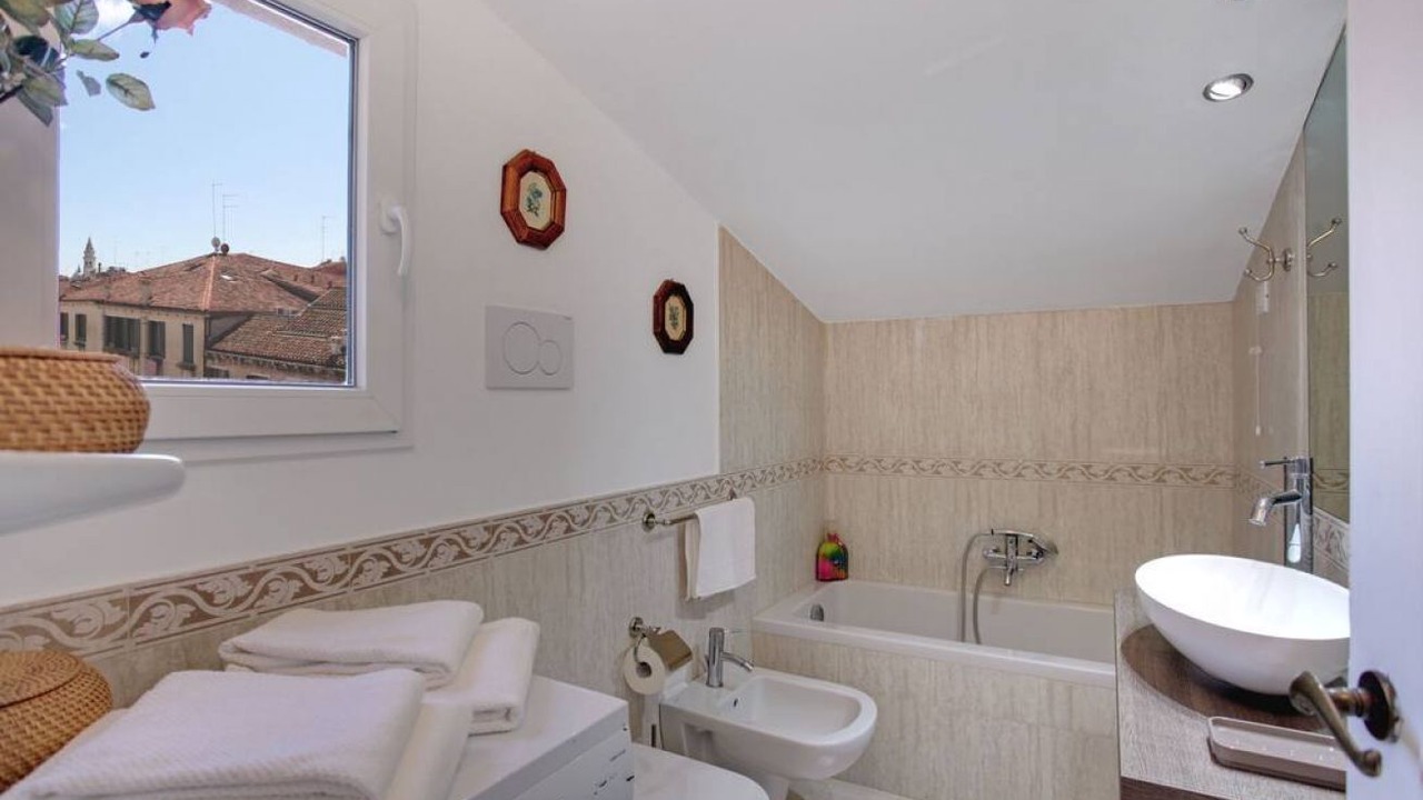 Photo of Bathroom in Cannaregio