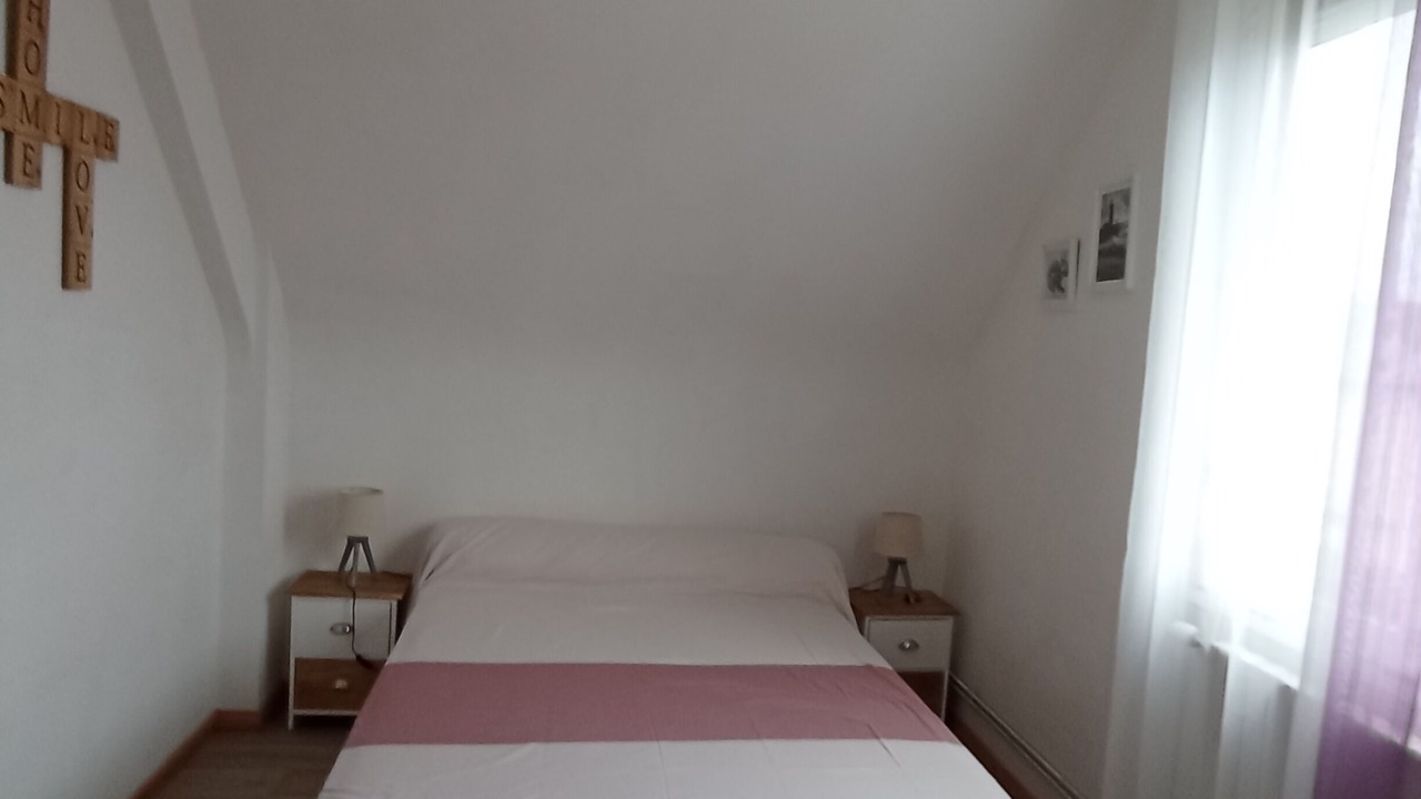 Photo of Bedroom in Penvenan