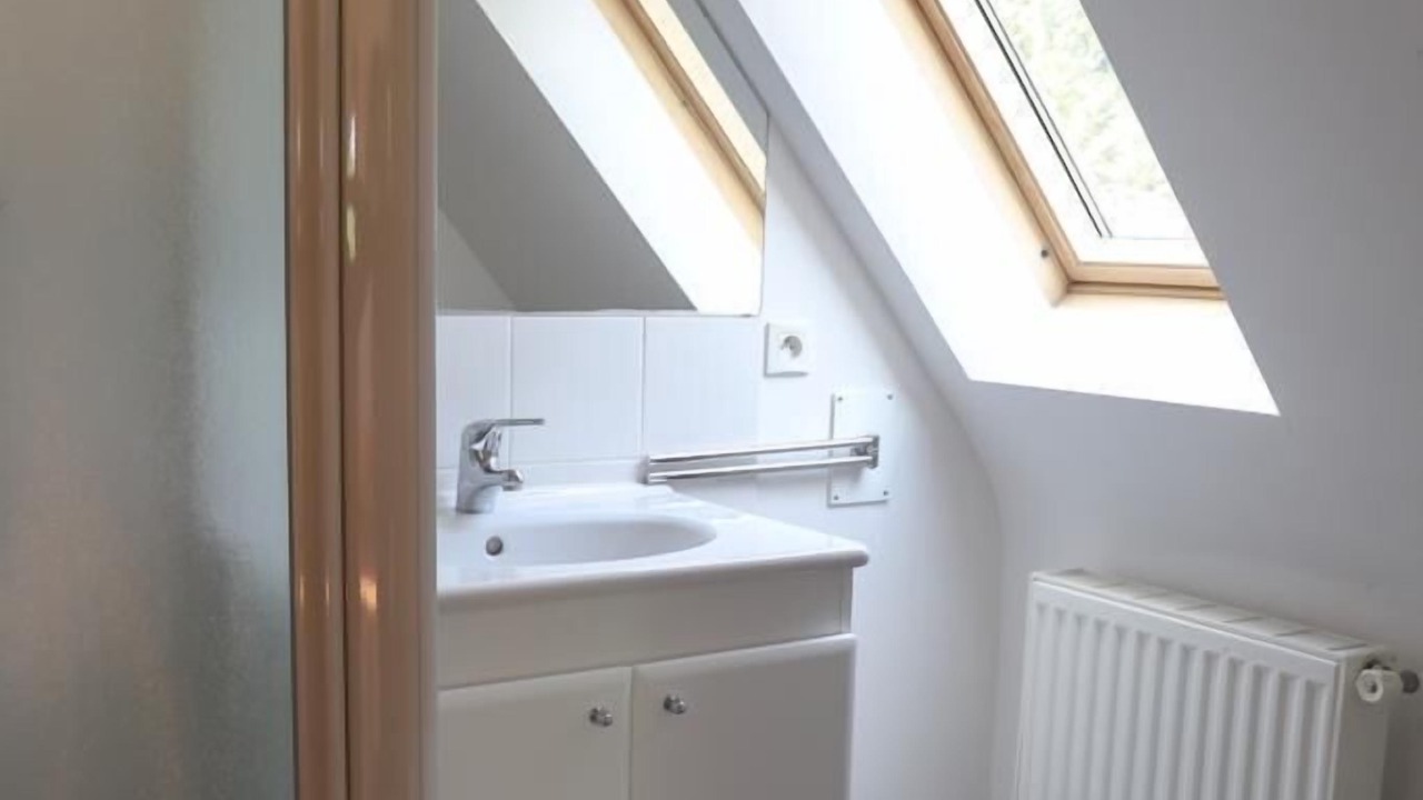 Photo of Bathroom in Tregastel
