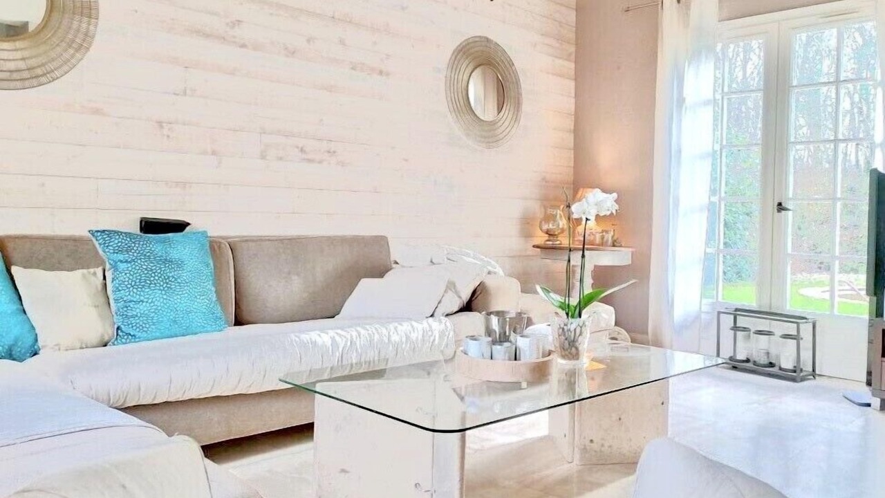 Photo of Livingroom in Chambray-les-Tours