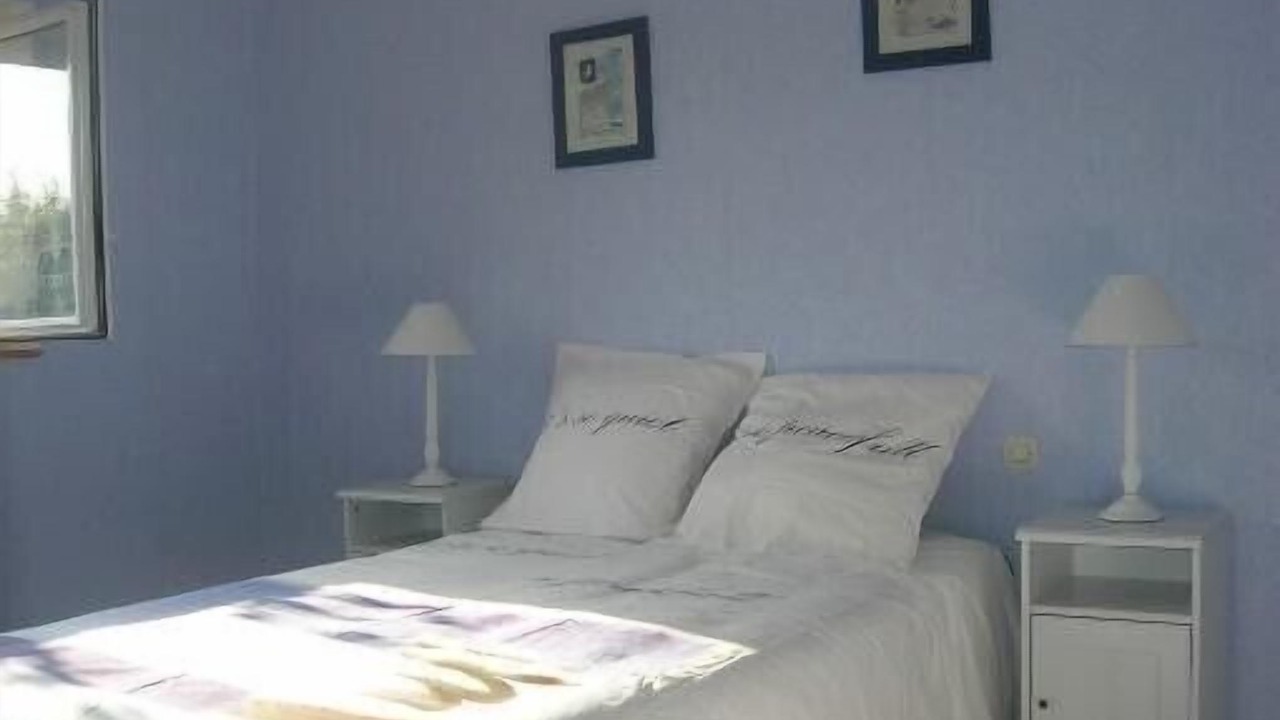 Photo of Bedroom in Pleumeur-Bodou