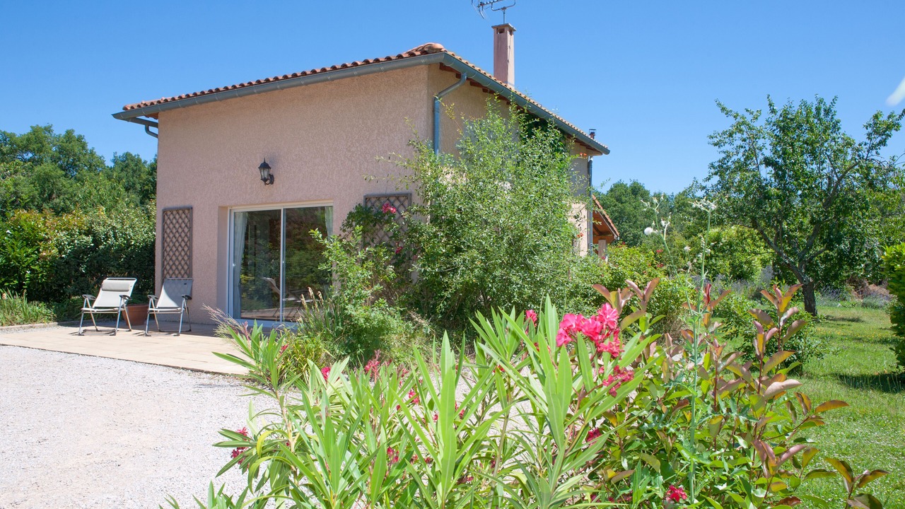 Photo of Outdoor in Ambres