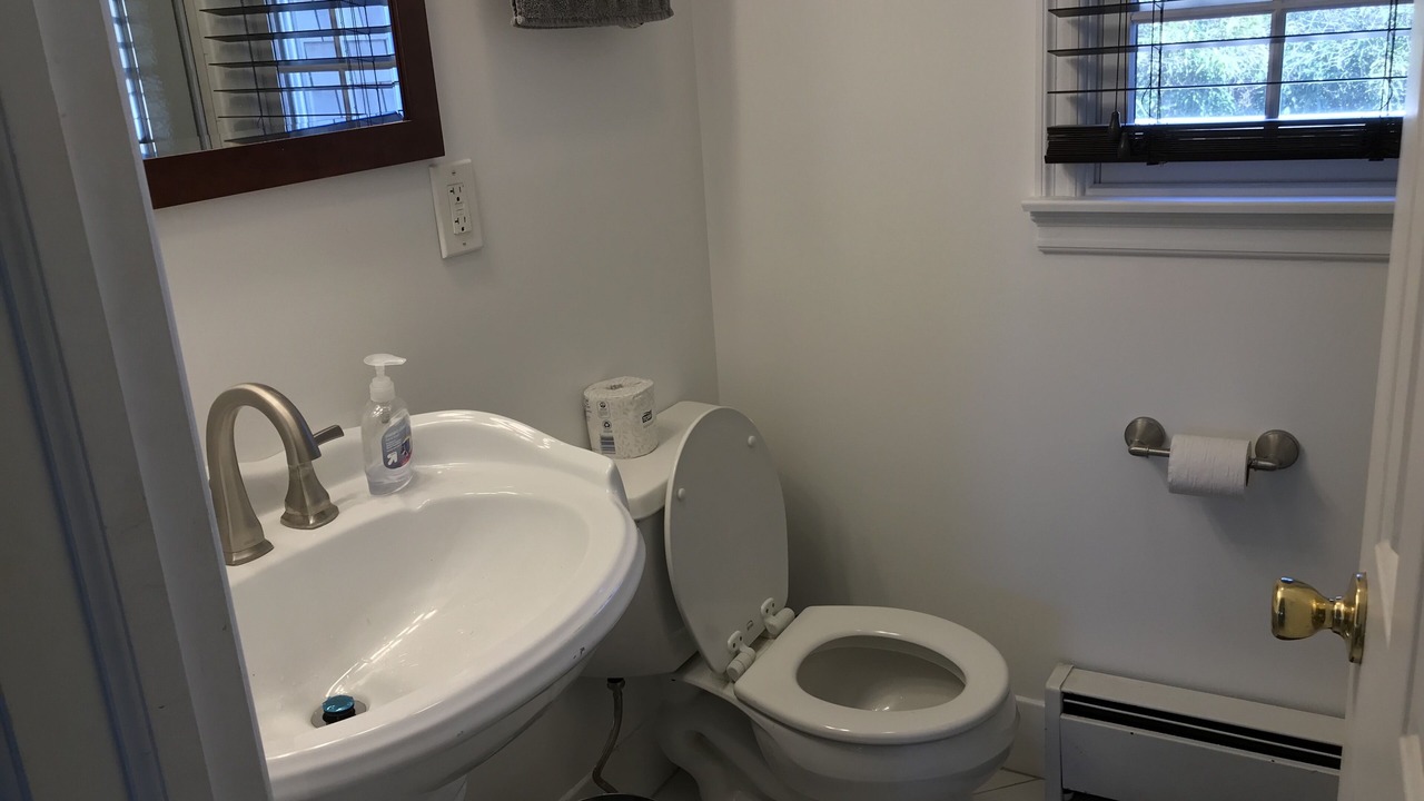 Photo of Bathroom in Culloden Shores