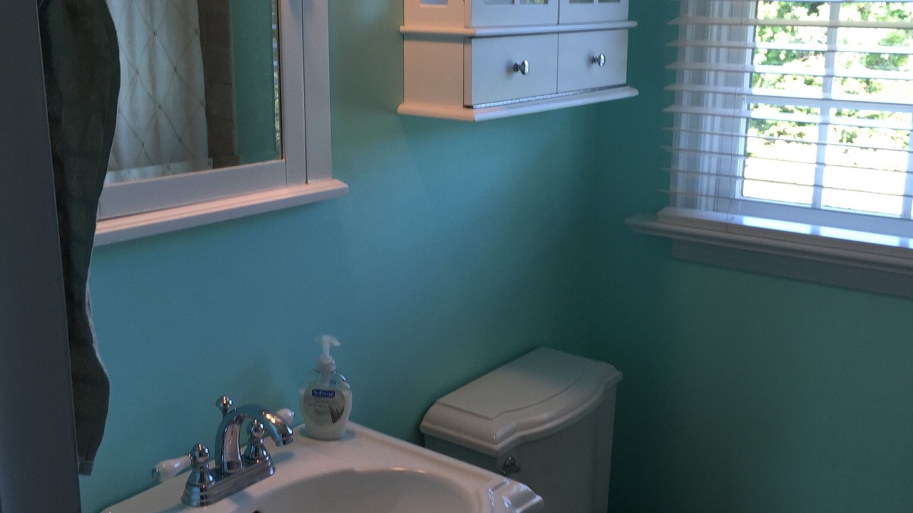 Photo of Bathroom in Culloden Shores