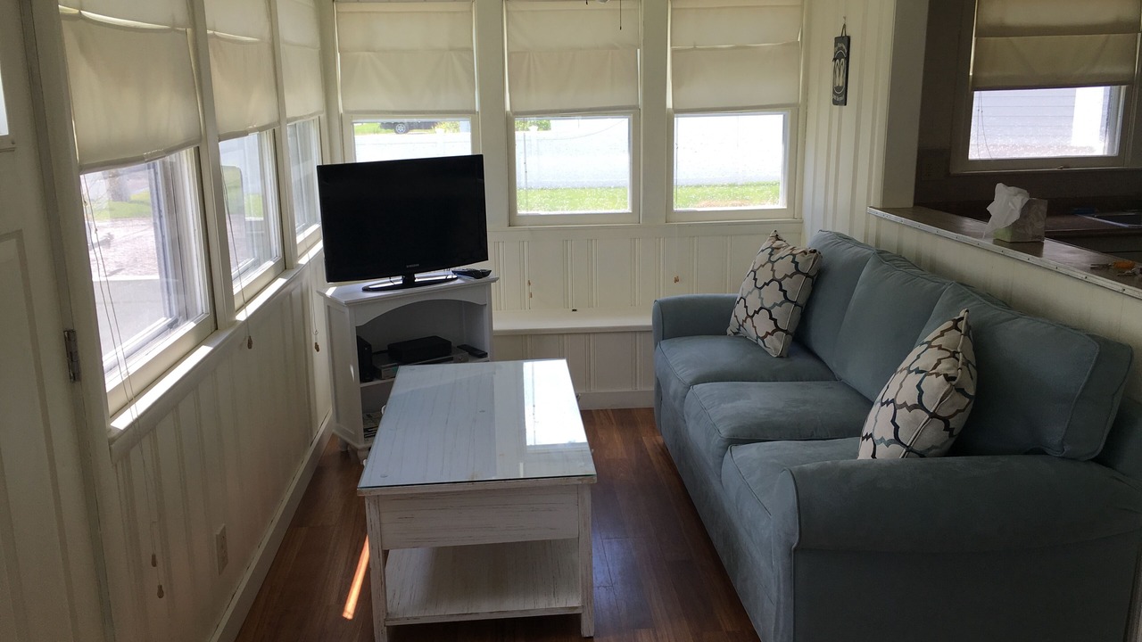 Photo of Livingroom in Old Saybrook