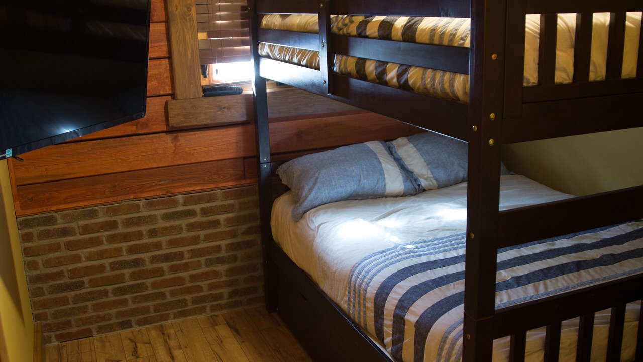 Photo of Bedroom in Skead