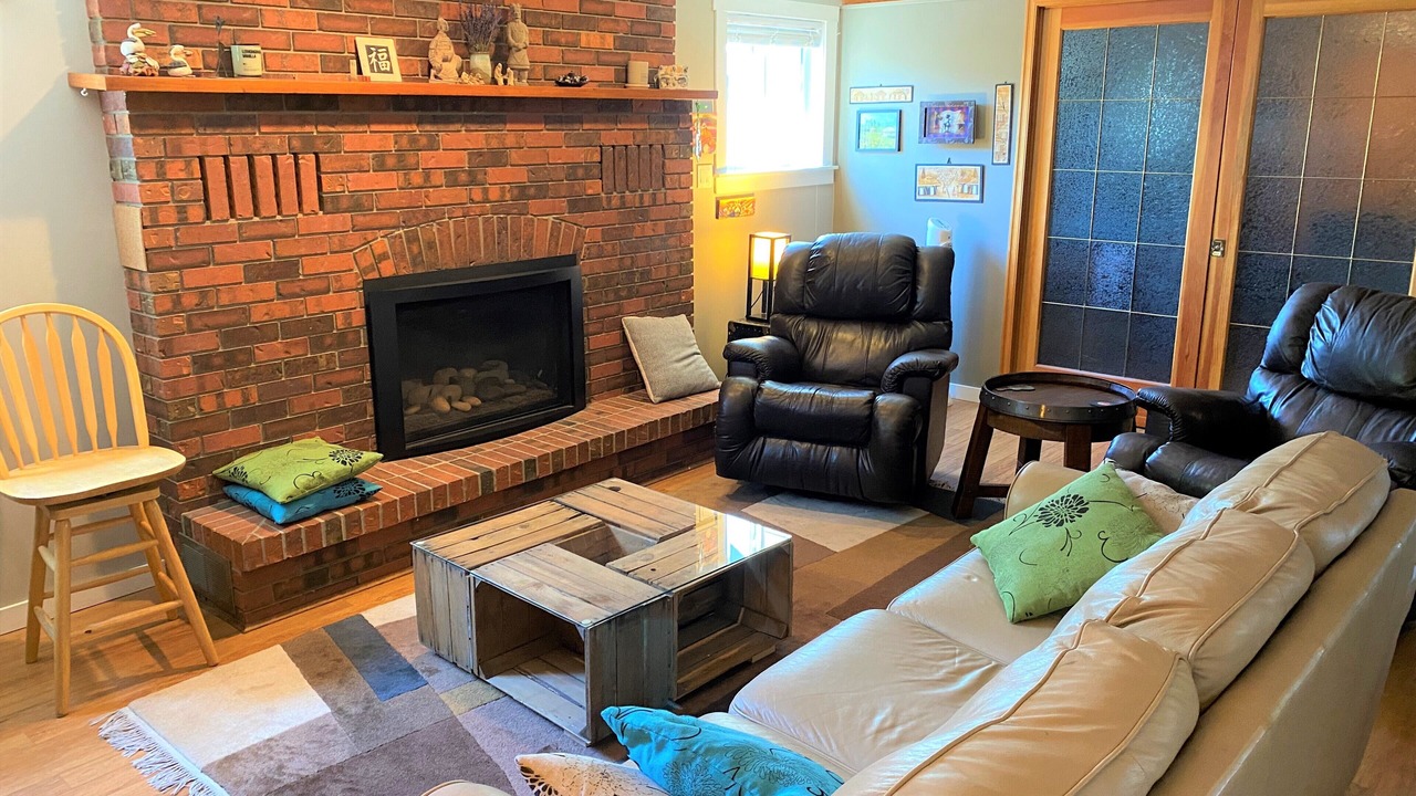 Photo of Livingroom in Okanagan-Similkameen