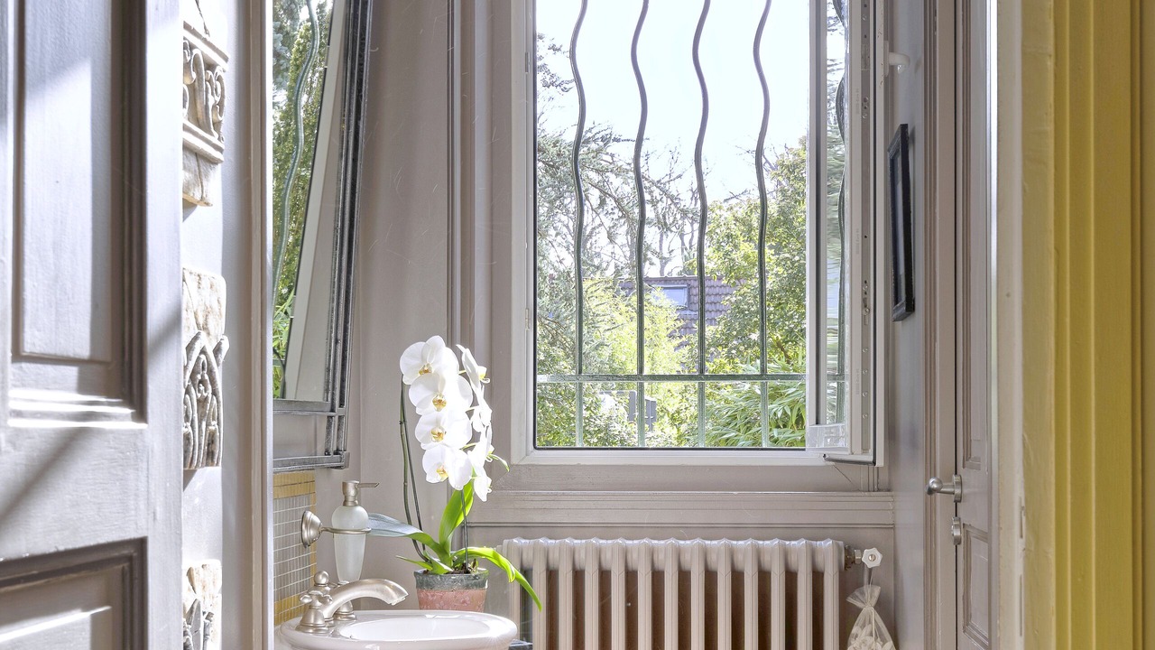 Photo of Bathroom in Le Celle-Saint-Cloud