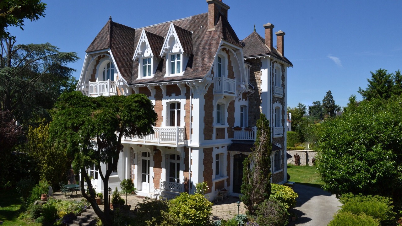 Photo of Outdoor in Le Celle-Saint-Cloud