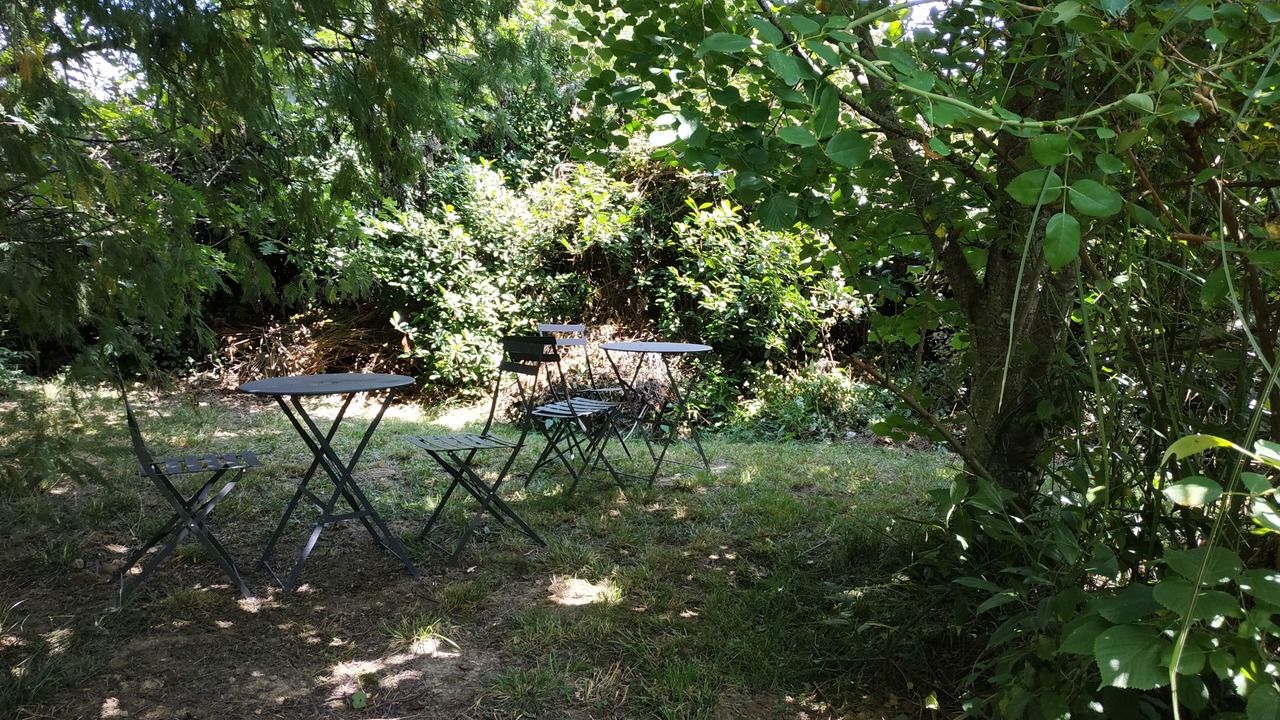 Photo of Outdoor in Ambres