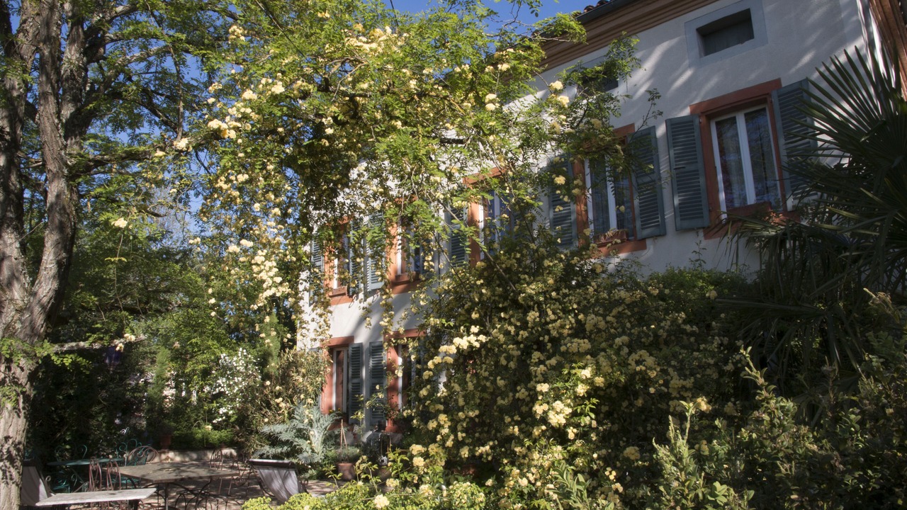 Photo of Outdoor in Ambres