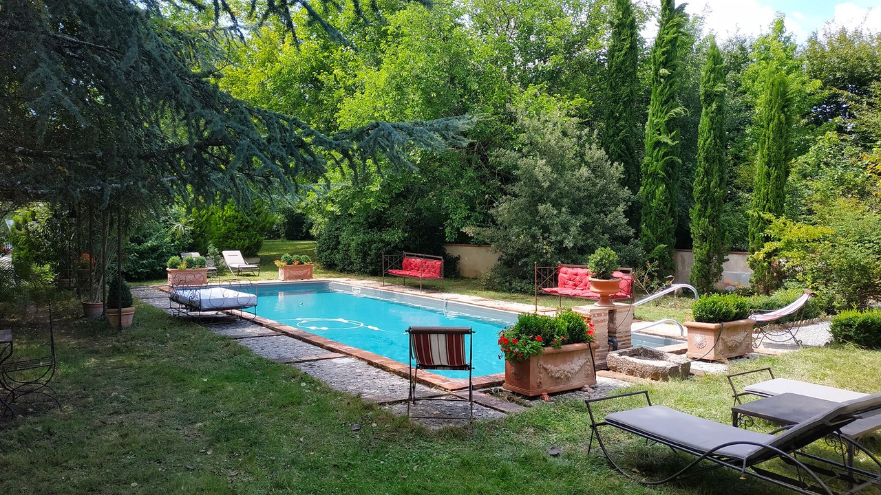 Photo of Outdoor in Ambres
