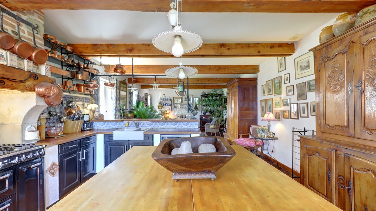 Photo of Kitchen in Ambres