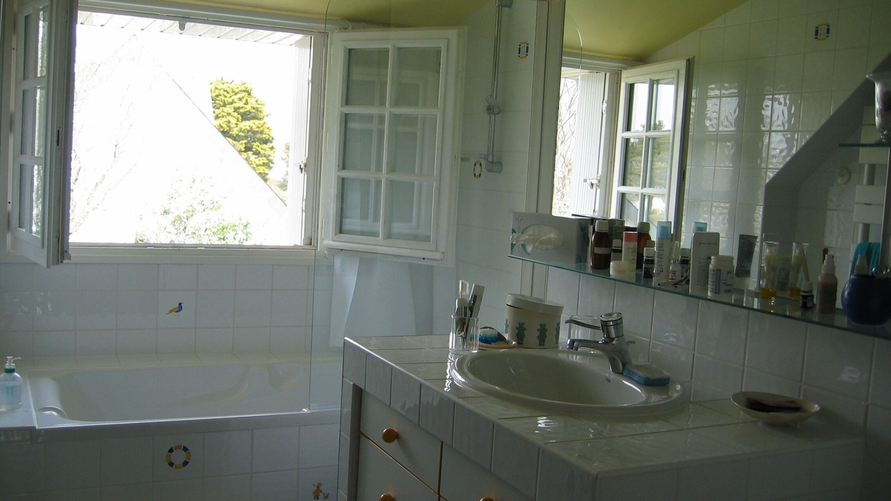 Photo of Bathroom in Carnac