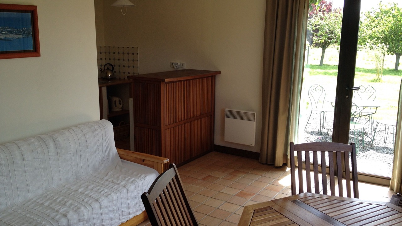 Photo of Livingroom in Dragey-Ronthon